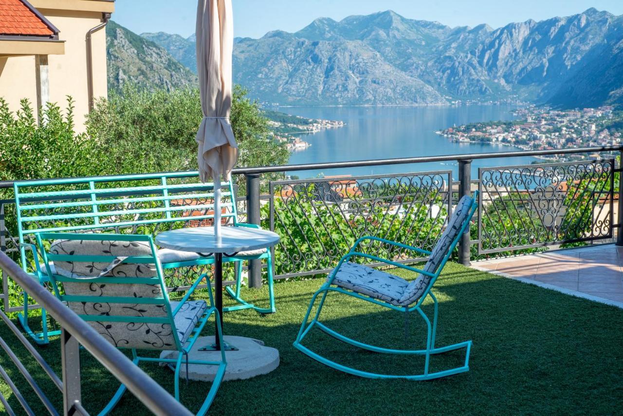 Apartments Golden View Kotor Extérieur photo